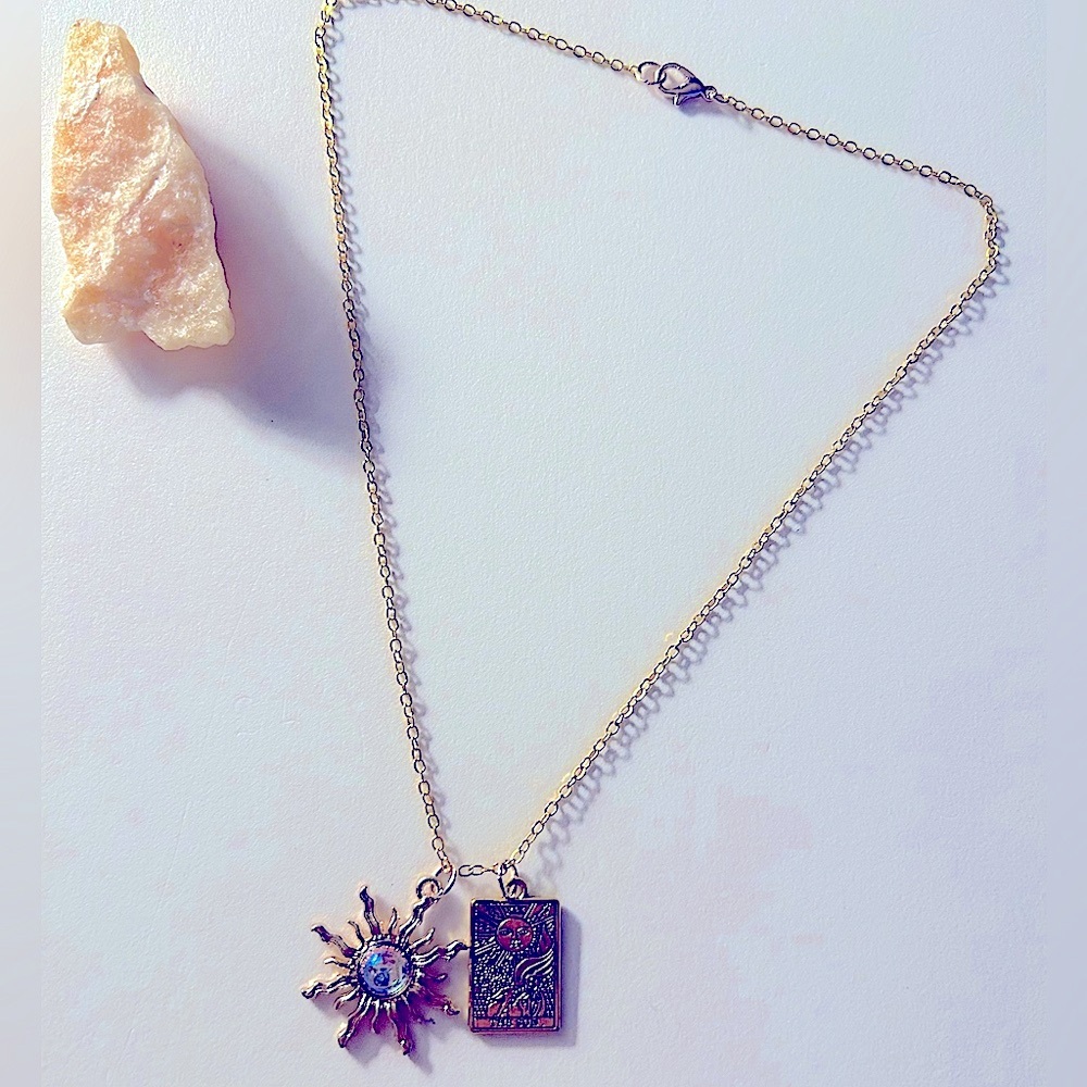 NWOT necklace Sun w “opal” center, The Sun Tarot Card etched goldtone charms 16” - Picture 2 of 11